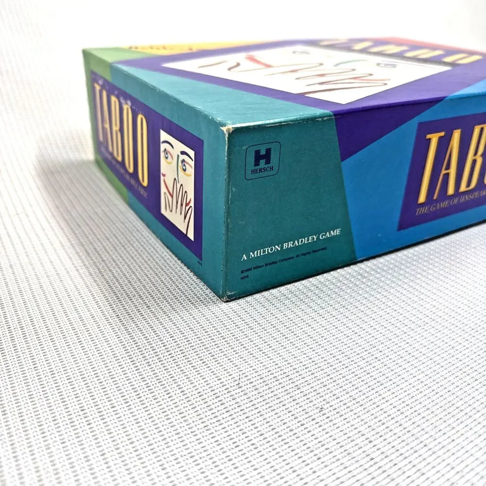 Milton Bradley vintage 1989